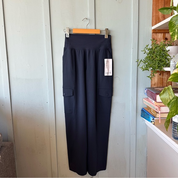 NWT Athleta Venice Cargo Wide Leg Pants Navy - Picture 9 of 11